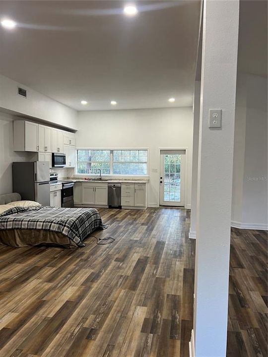 En Venta: $990,000 (4 camas, 3 baños, 2554 Pies cuadrados)