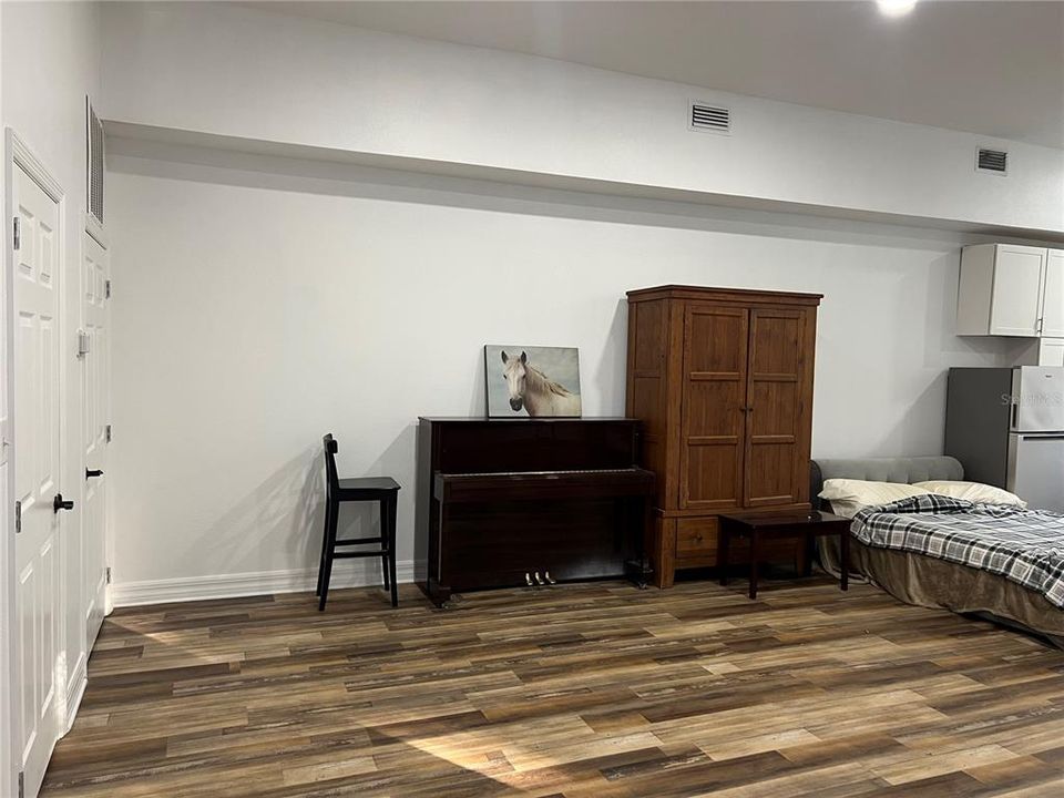 En Venta: $990,000 (4 camas, 3 baños, 2554 Pies cuadrados)