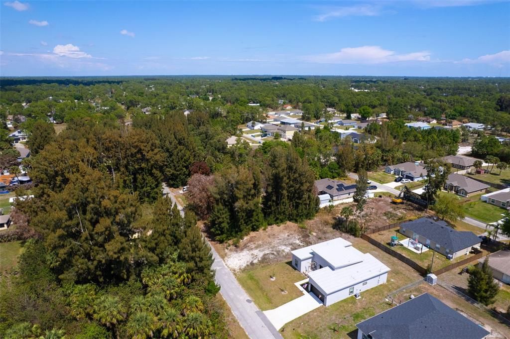 На продажу: $58,000 (0.23 acres)