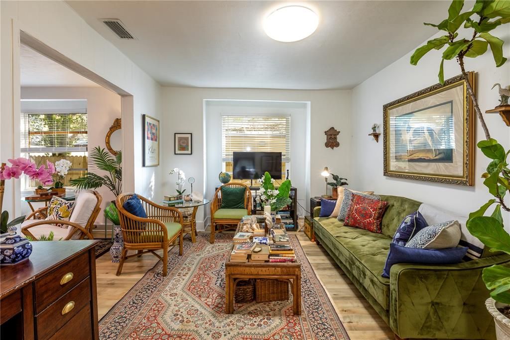 En Renta: $2,100 (2 camas, 2 baños, 1241 Pies cuadrados)