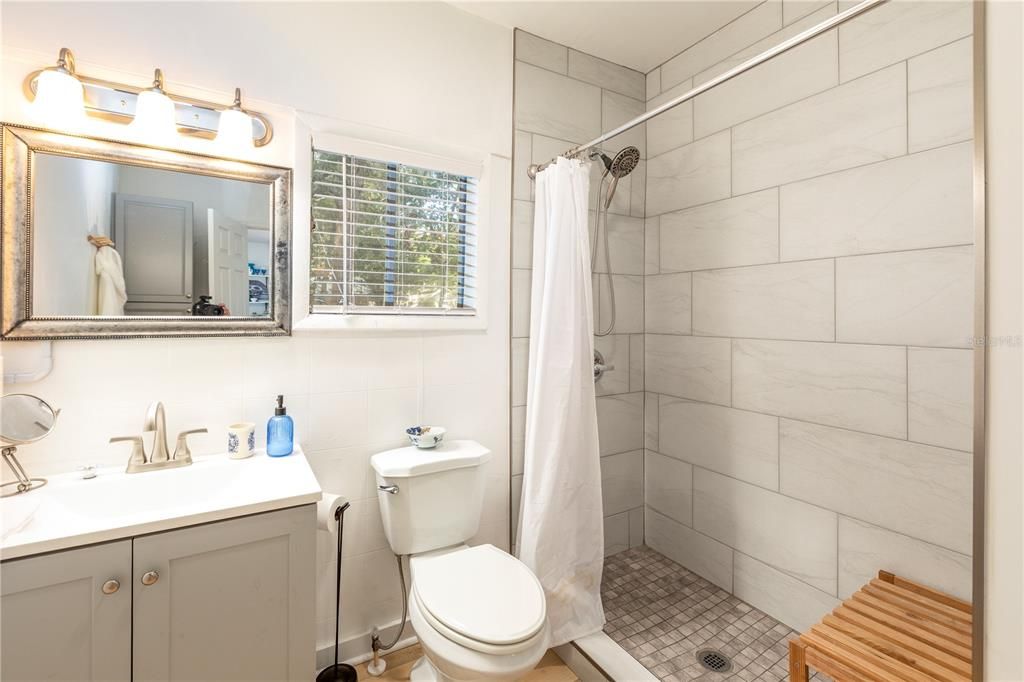 En Renta: $2,100 (2 camas, 2 baños, 1241 Pies cuadrados)