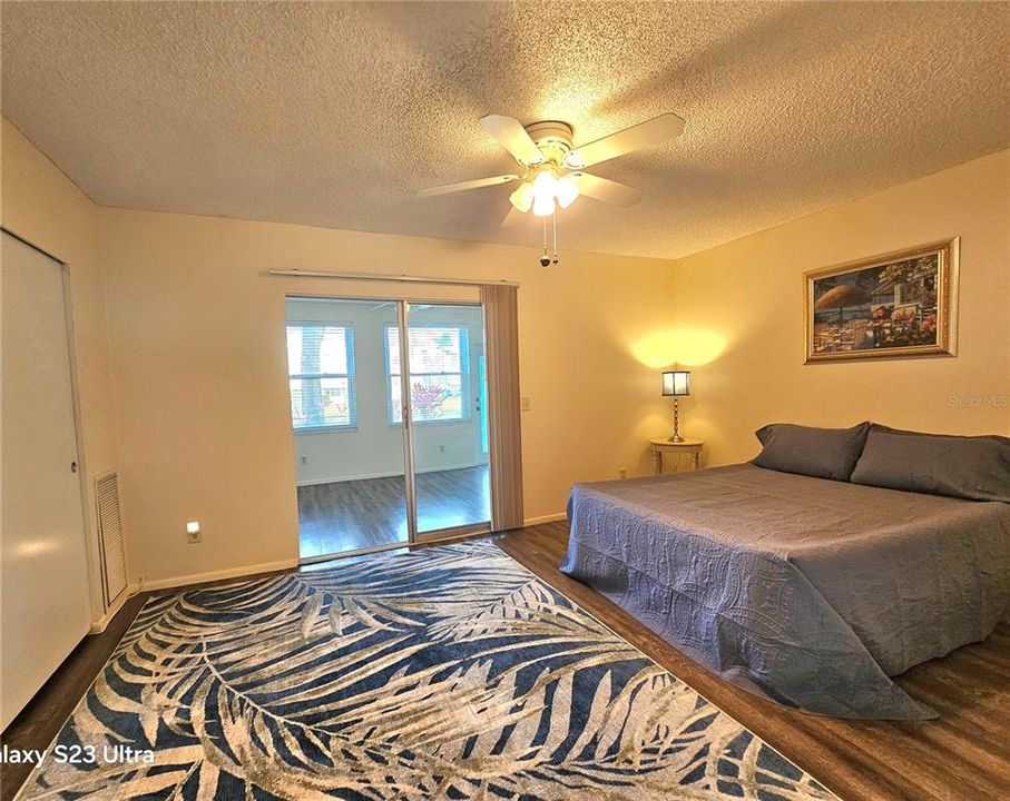 For Rent: $1,350 (1 beds, 1 baths, 825 Square Feet)