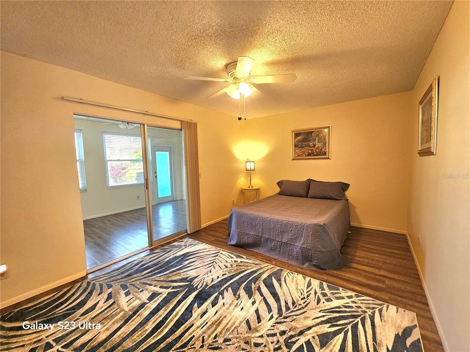 For Rent: $1,350 (1 beds, 1 baths, 825 Square Feet)