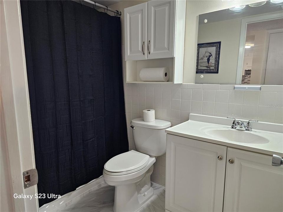 For Rent: $1,350 (1 beds, 1 baths, 825 Square Feet)