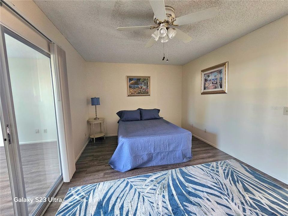 For Rent: $1,350 (1 beds, 1 baths, 825 Square Feet)