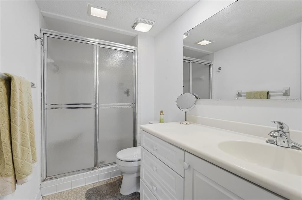 На продажу: $475,000 (2 спален, 2 ванн, 1260 Квадратных фут)