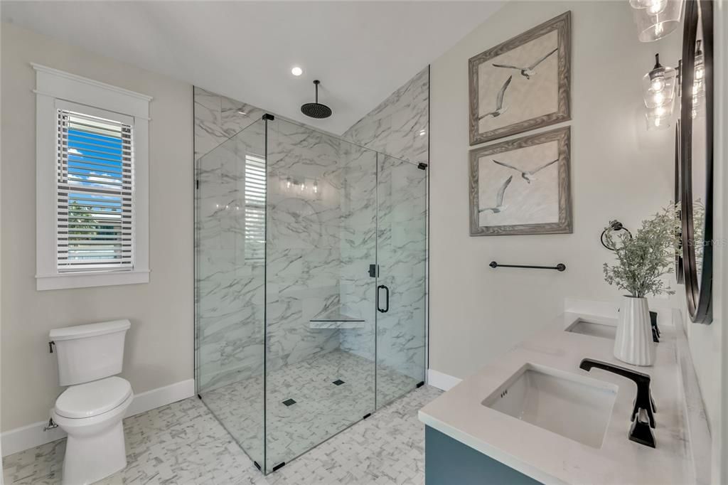 For Sale: $3,945,000 (6 beds, 6 baths, 3601 Square Feet)