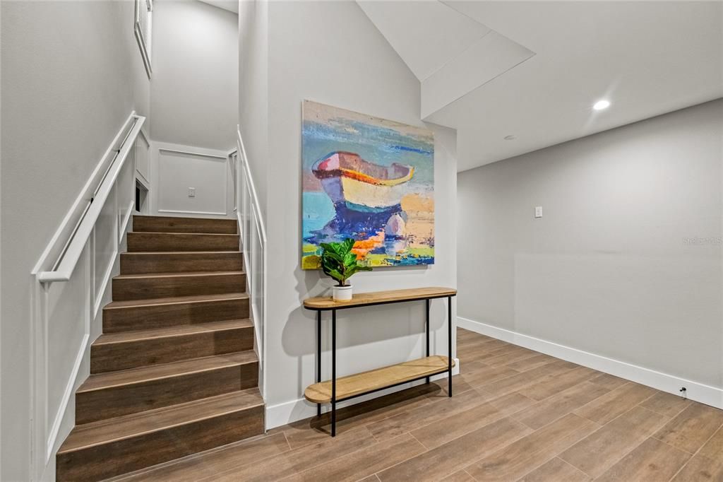 For Sale: $3,945,000 (6 beds, 6 baths, 3601 Square Feet)