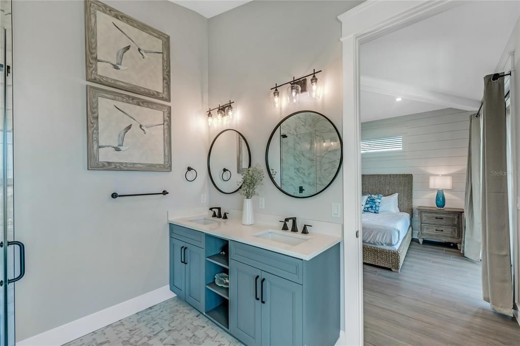 For Sale: $3,945,000 (6 beds, 6 baths, 3601 Square Feet)