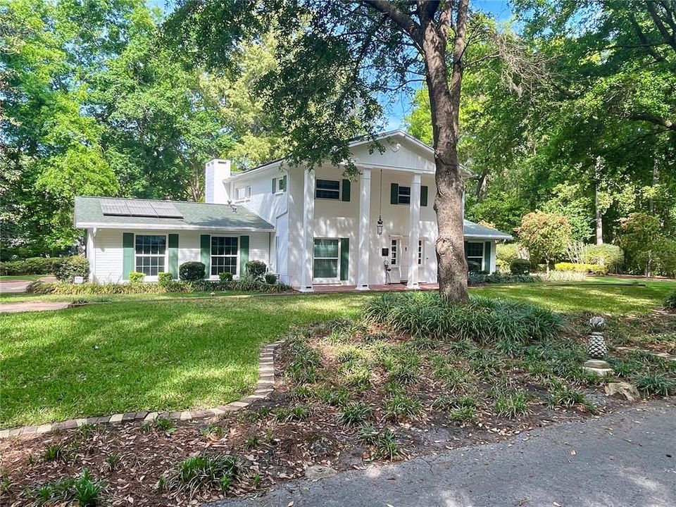 待售: $850,000 (4 贝兹, 2 浴室, 2934 平方英尺)