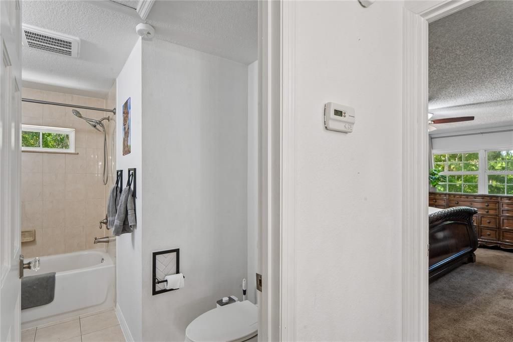 En Venta: $542,999 (4 camas, 3 baños, 2592 Pies cuadrados)