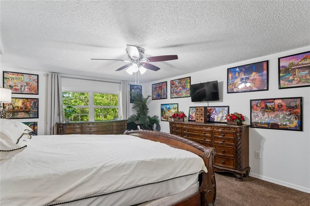 En Venta: $542,999 (4 camas, 3 baños, 2592 Pies cuadrados)