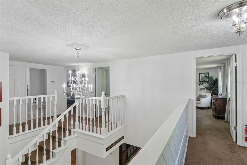 En Venta: $542,999 (4 camas, 3 baños, 2592 Pies cuadrados)