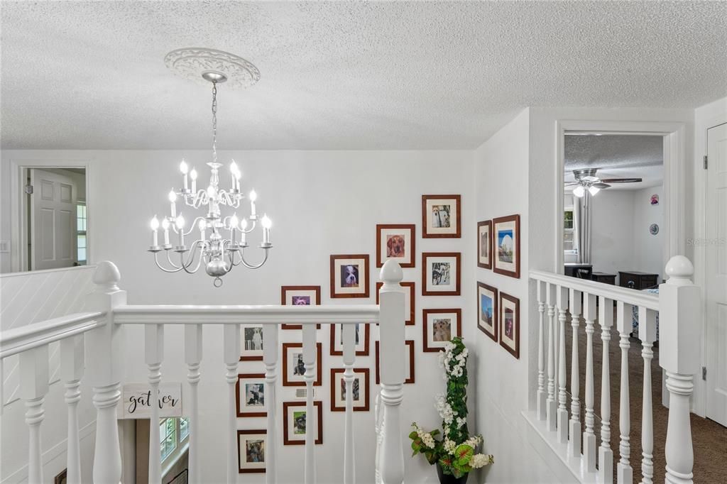 En Venta: $542,999 (4 camas, 3 baños, 2592 Pies cuadrados)