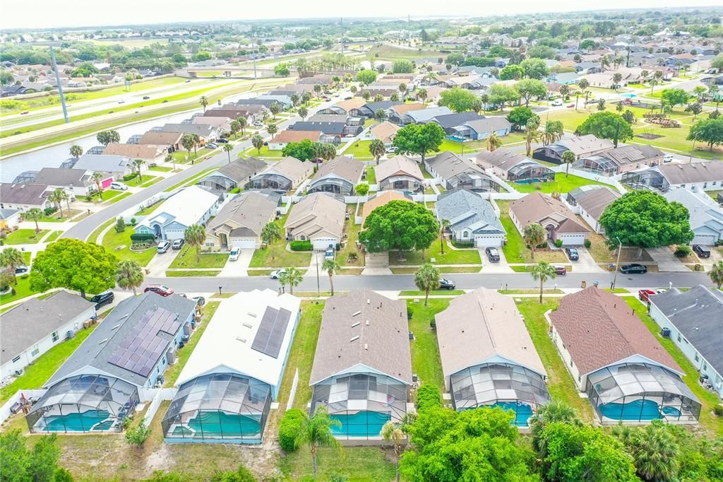 Activo con contrato: $499,900 (5 camas, 4 baños, 2136 Pies cuadrados)