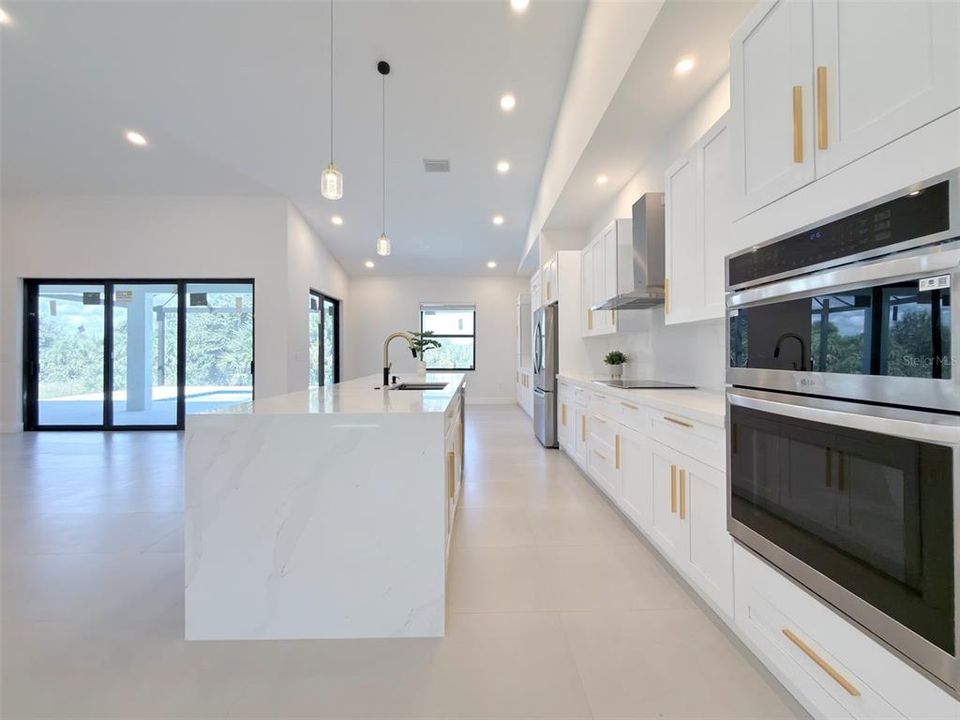 En Renta: $4,500 (4 camas, 4 baños, 2462 Pies cuadrados)