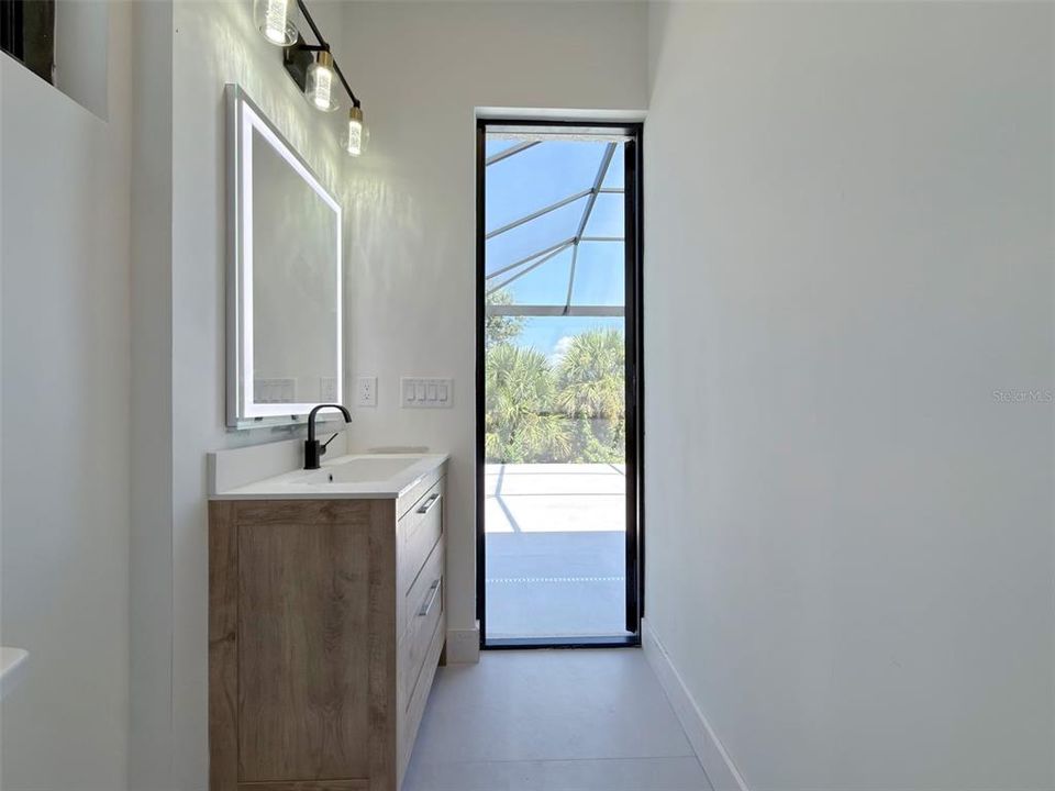 En Renta: $4,500 (4 camas, 4 baños, 2462 Pies cuadrados)