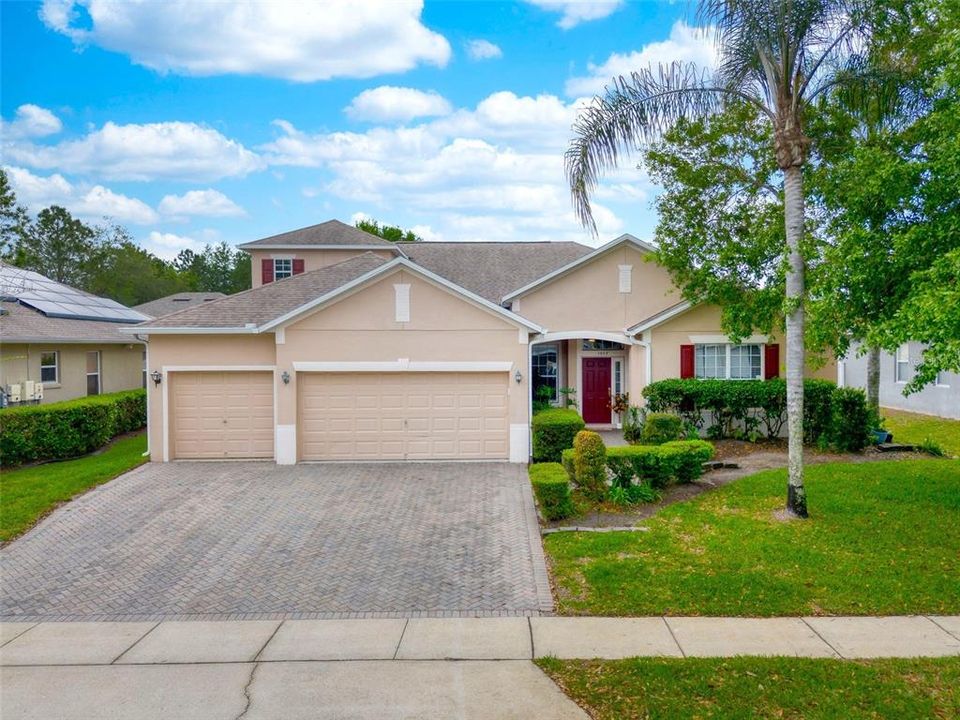 For Sale: $559,000 (5 beds, 4 baths, 3138 Square Feet)