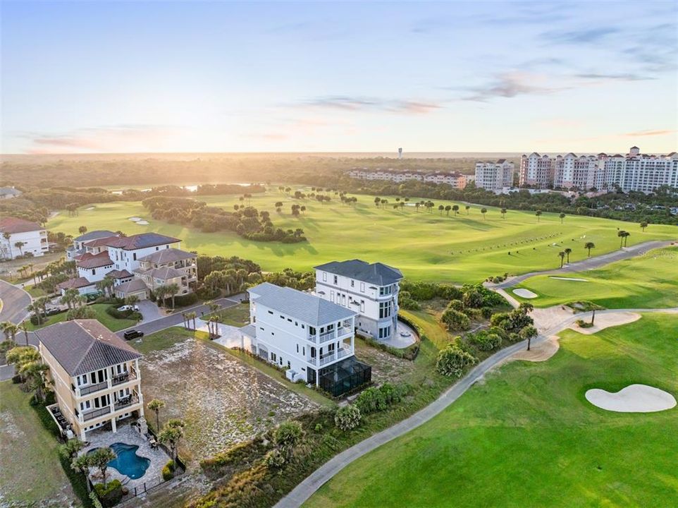 待售: $850,000 (0.17 acres)