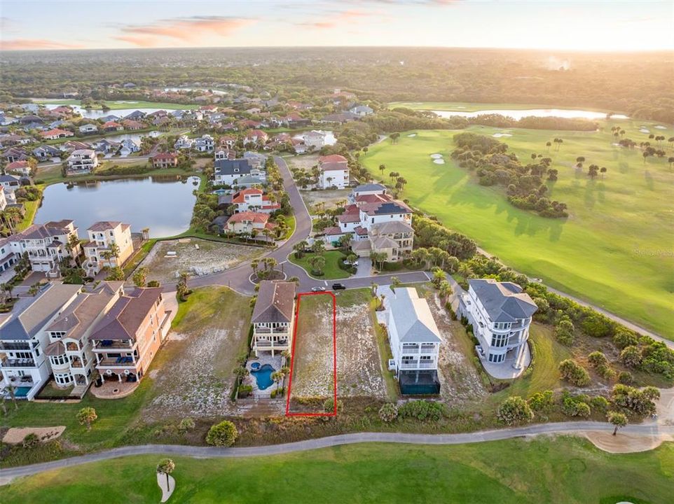 待售: $850,000 (0.17 acres)