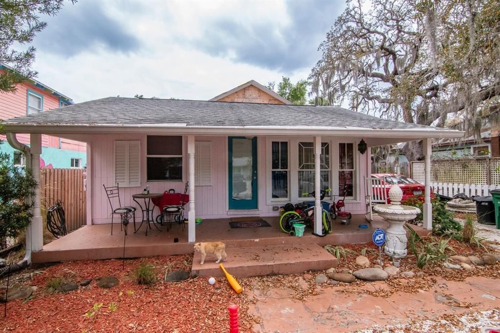 For Sale: $995,000 (0 beds, 0 baths, 816 Square Feet)