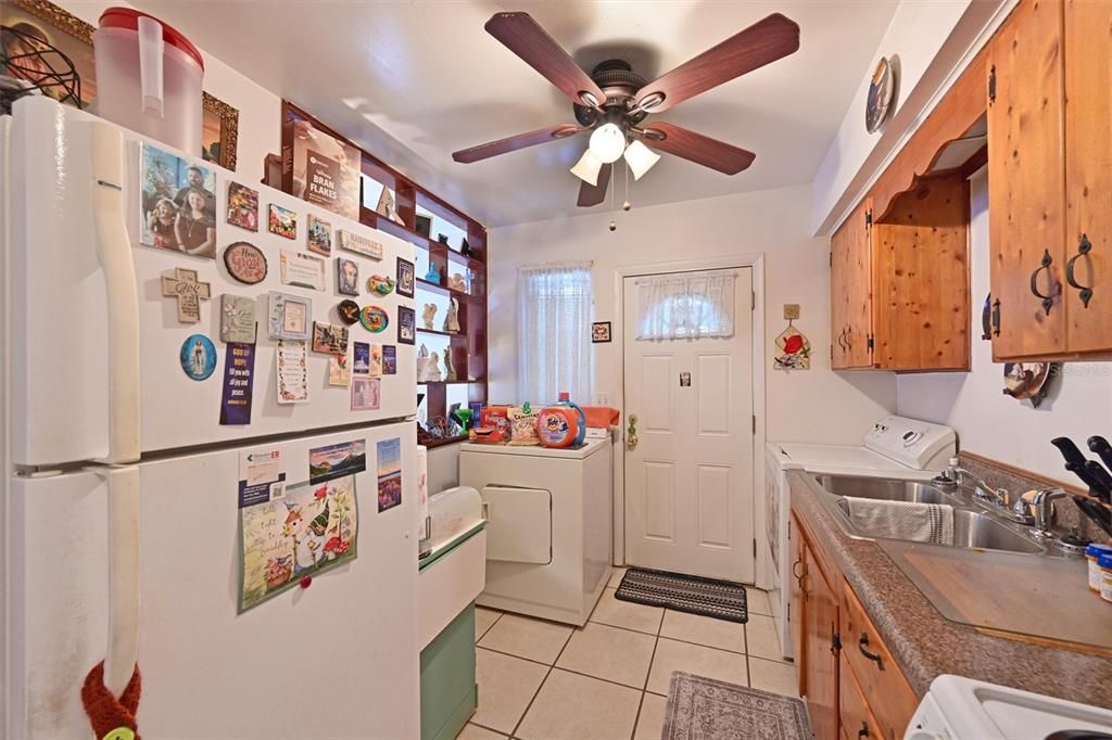 For Sale: $375,000 (3 beds, 0 baths, 1889 Square Feet)