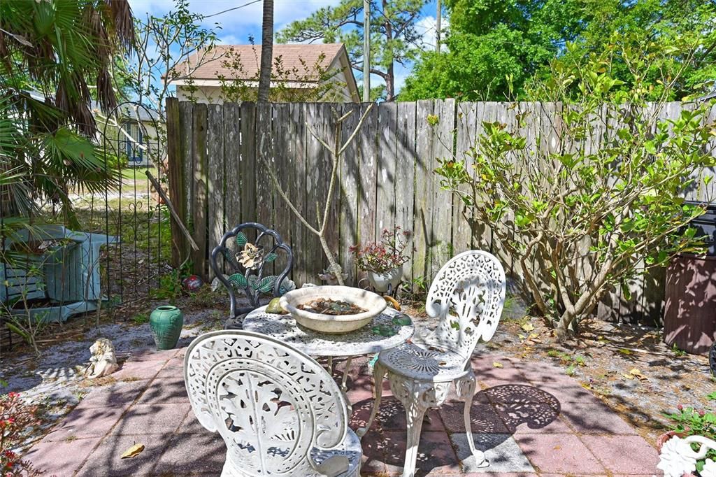 For Sale: $375,000 (3 beds, 0 baths, 1889 Square Feet)