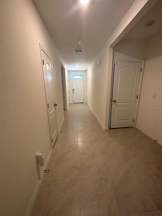 En Venta: $378,000 (4 camas, 2 baños, 1828 Pies cuadrados)