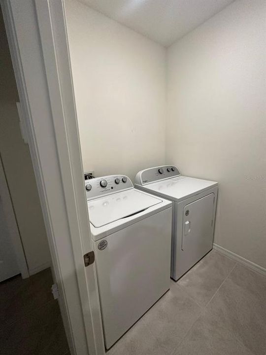 En Venta: $378,000 (4 camas, 2 baños, 1828 Pies cuadrados)