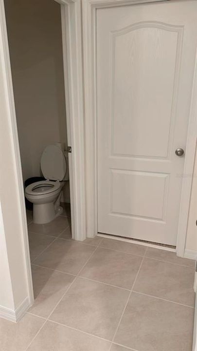 En Venta: $378,000 (4 camas, 2 baños, 1828 Pies cuadrados)