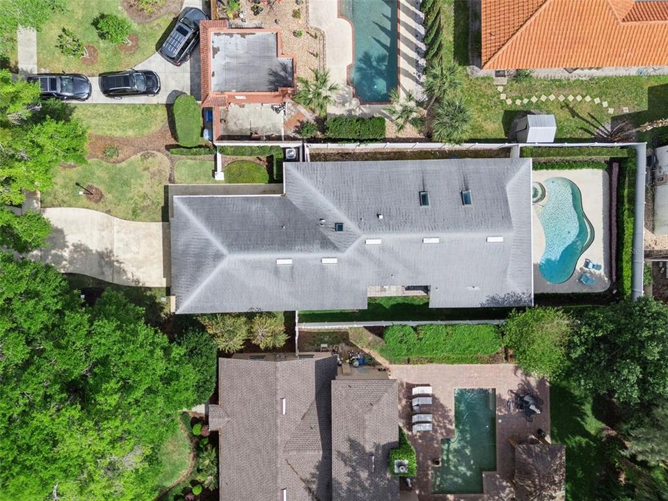 Activo con contrato: $950,000 (3 camas, 2 baños, 2114 Pies cuadrados)