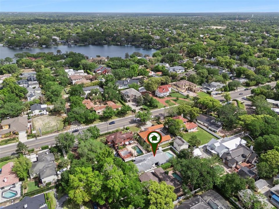 Activo con contrato: $950,000 (3 camas, 2 baños, 2114 Pies cuadrados)
