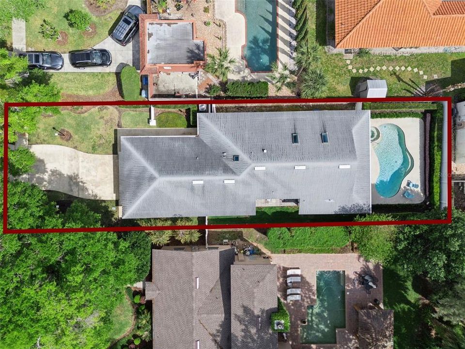 Activo con contrato: $950,000 (3 camas, 2 baños, 2114 Pies cuadrados)