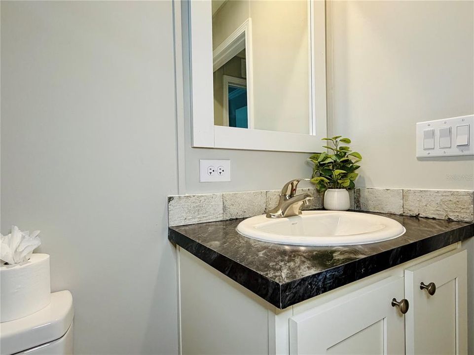 For Sale: $224,000 (3 beds, 2 baths, 1280 Square Feet)
