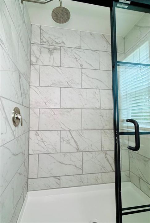 For Sale: $224,000 (3 beds, 2 baths, 1280 Square Feet)