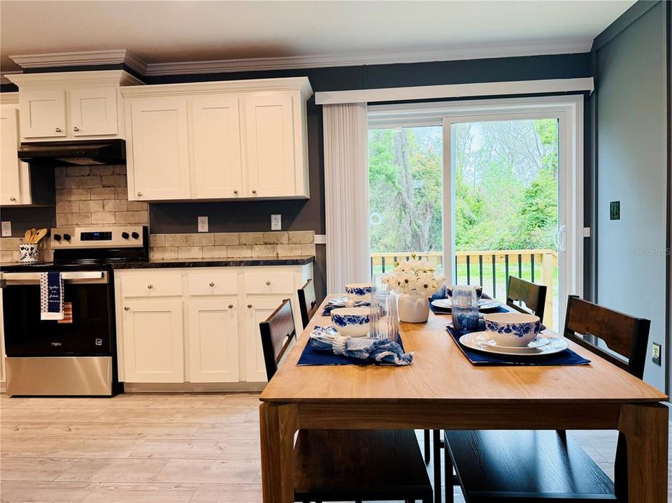 For Sale: $224,000 (3 beds, 2 baths, 1280 Square Feet)