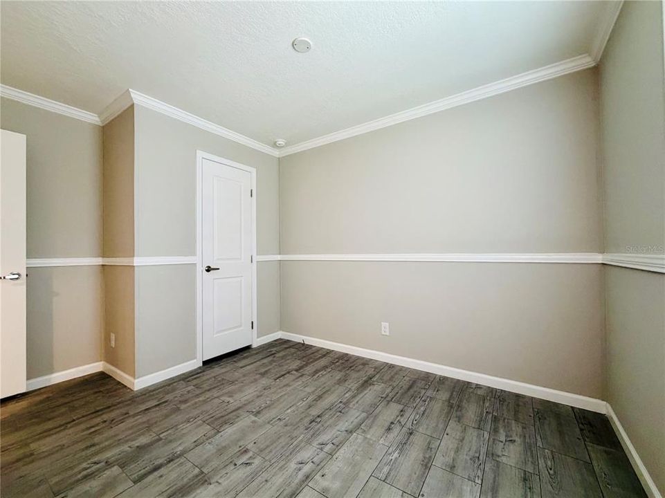 For Sale: $224,000 (3 beds, 2 baths, 1280 Square Feet)