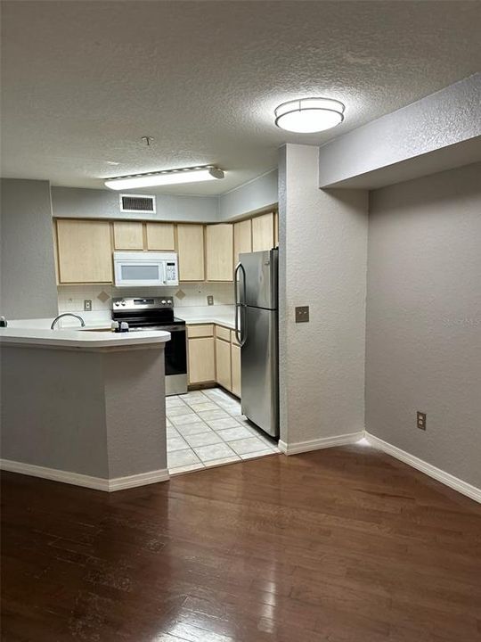 En Venta: $219,786 (3 camas, 2 baños, 1340 Pies cuadrados)