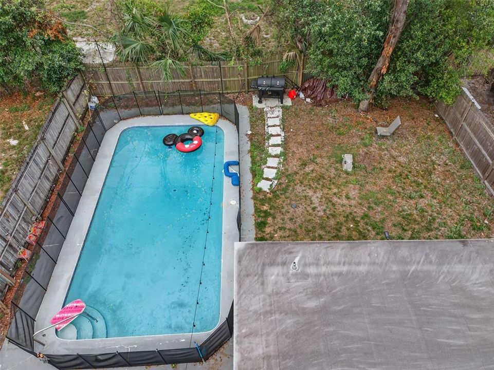 En Venta: $575,000 (6 camas, 4 baños, 2018 Pies cuadrados)