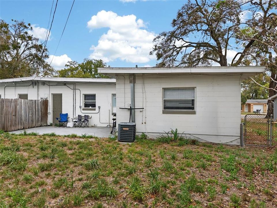 En Venta: $575,000 (6 camas, 4 baños, 2018 Pies cuadrados)