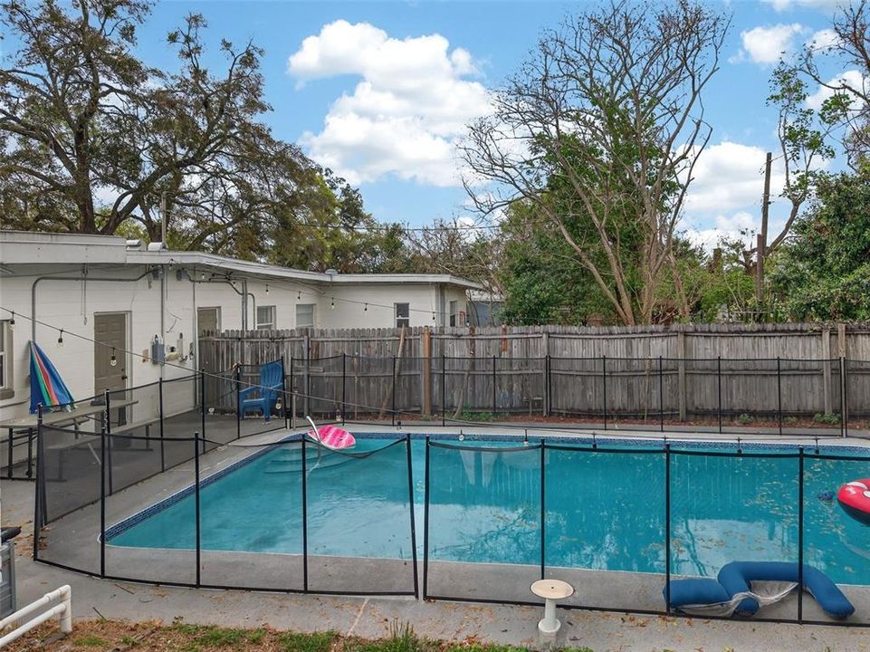 En Venta: $575,000 (6 camas, 4 baños, 2018 Pies cuadrados)