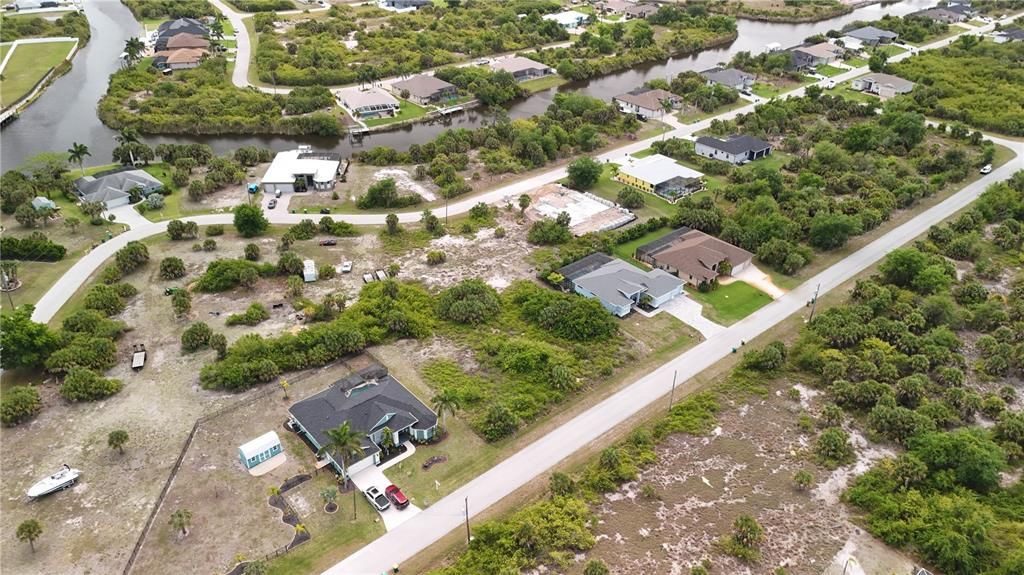 待售: $25,000 (0.23 acres)