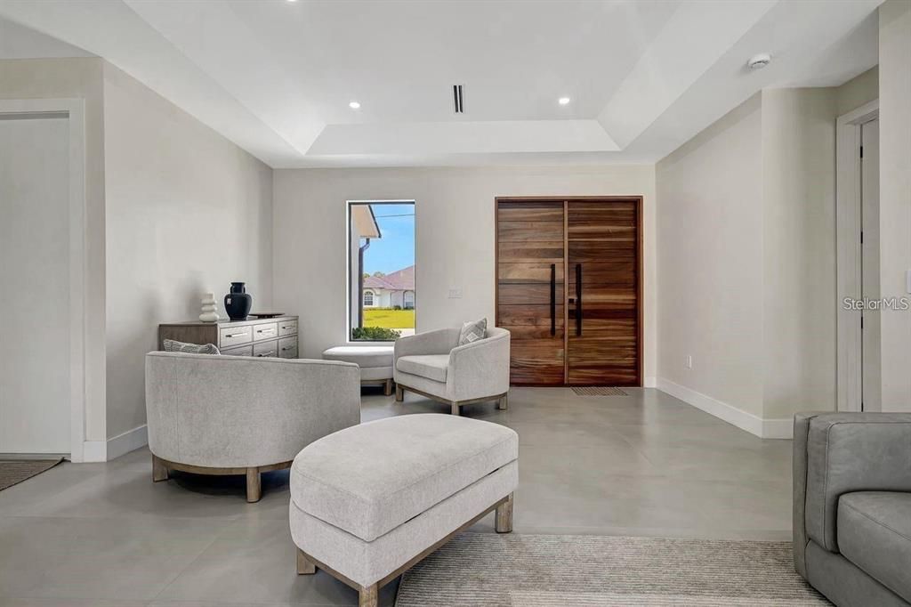 En Venta: $475,000 (3 camas, 3 baños, 1826 Pies cuadrados)