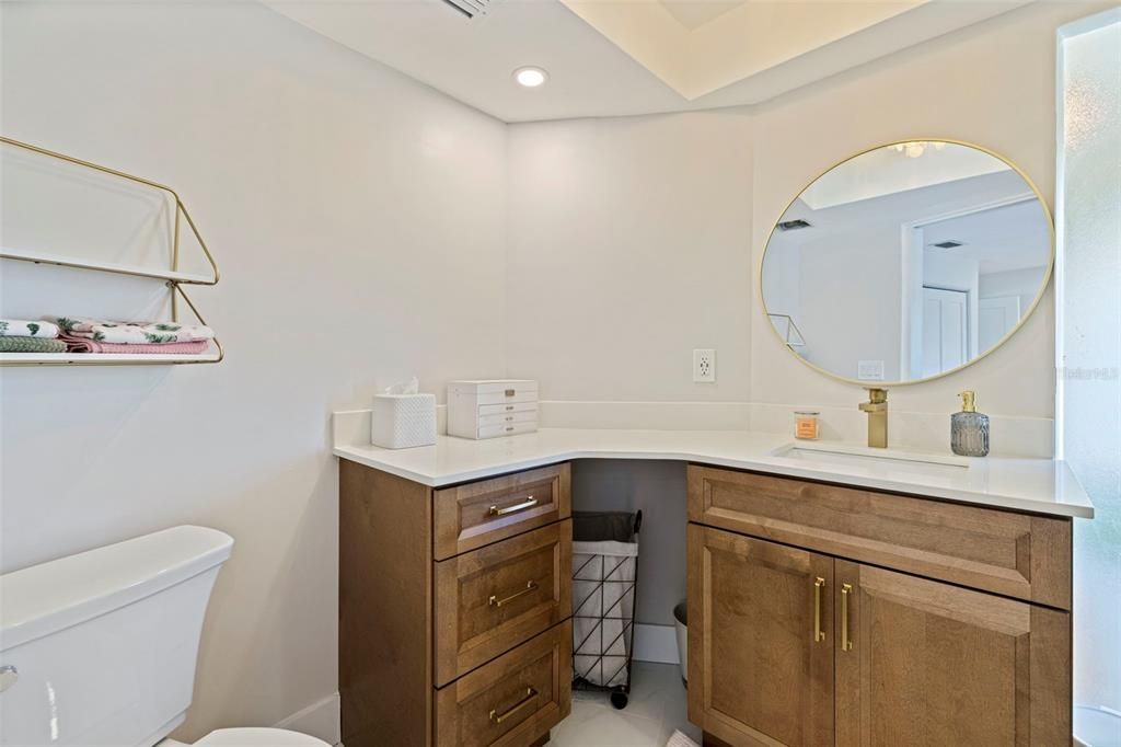 Activo con contrato: $1,389,000 (4 camas, 3 baños, 2198 Pies cuadrados)