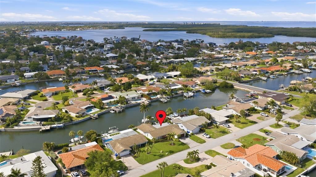 Activo con contrato: $1,389,000 (4 camas, 3 baños, 2198 Pies cuadrados)
