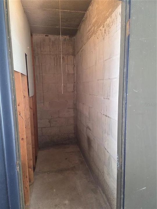 待售: $165,000 (2 贝兹, 1 浴室, 1010 平方英尺)