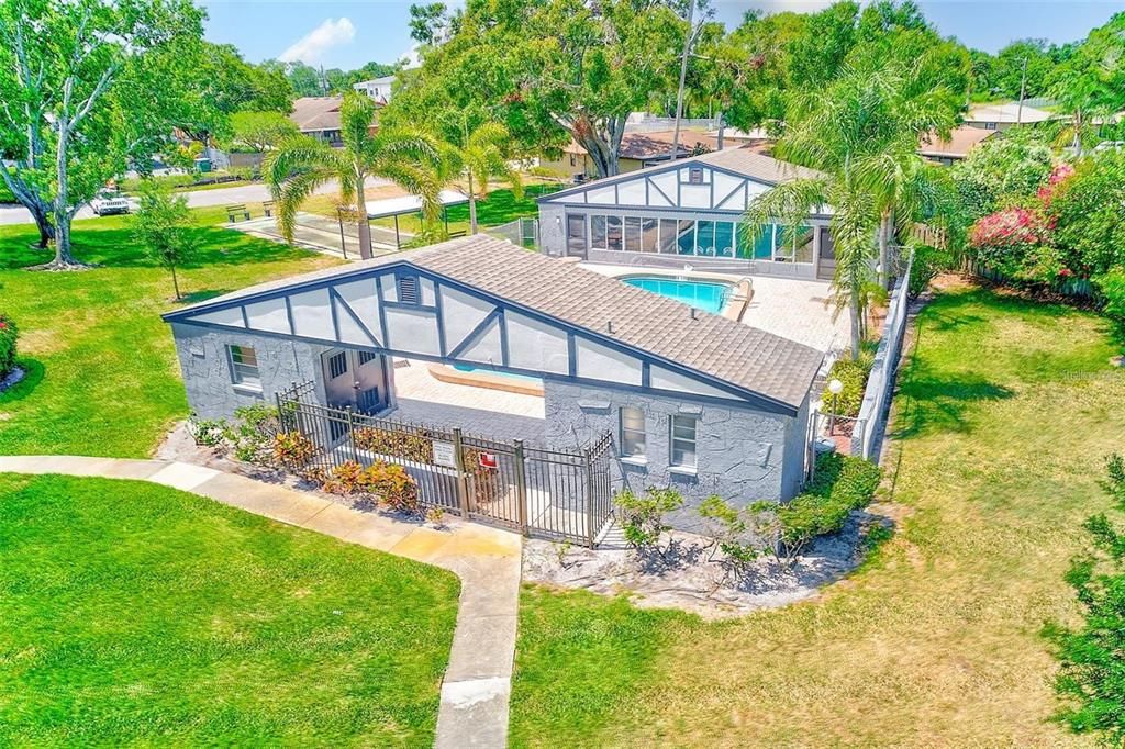 待售: $165,000 (2 贝兹, 1 浴室, 1010 平方英尺)