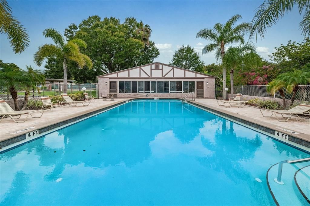 待售: $165,000 (2 贝兹, 1 浴室, 1010 平方英尺)