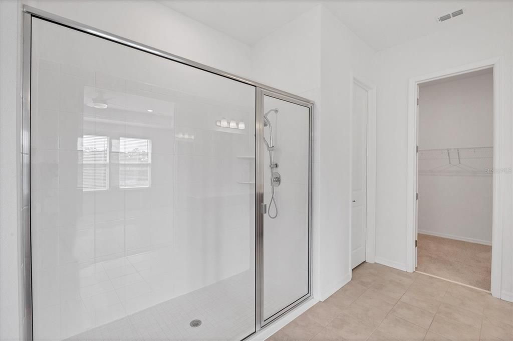 В аренду: $4,500 (4 спален, 3 ванн, 3308 Квадратных фут)
