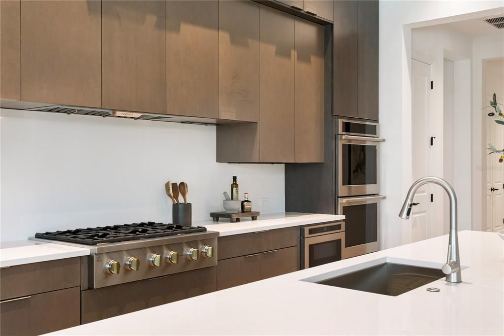 For Sale: $2,599,990 (4 beds, 4 baths, 4068 Square Feet)